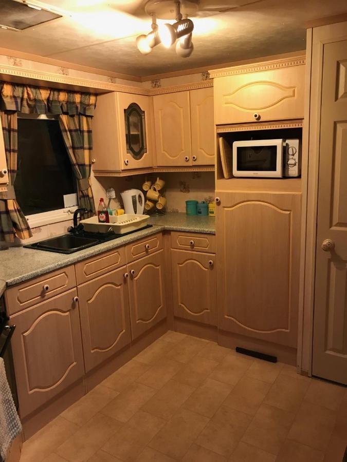 The Fox Inn, Roxby, Static Caravan Екстер'єр фото