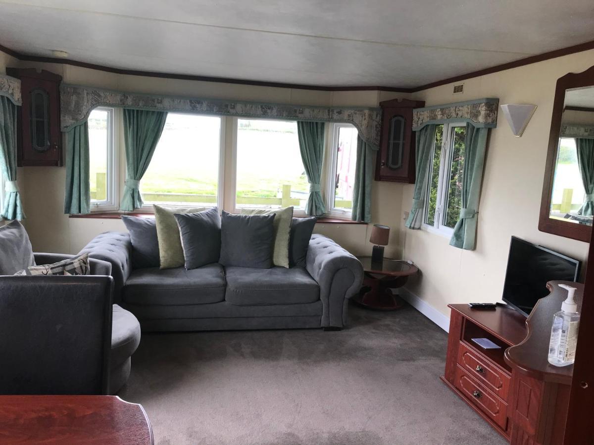 The Fox Inn, Roxby, Static Caravan Екстер'єр фото